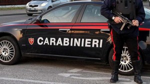 carabinieri in posto di blocco