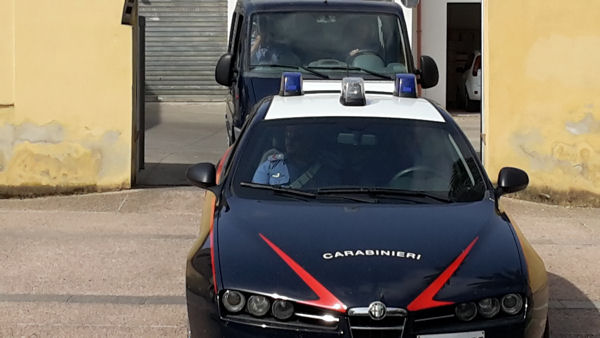 mezzi carabinieri compagnia carbonia2