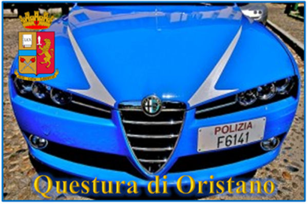 auto polizia in questura oristano