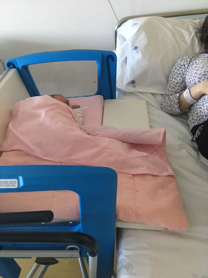un dettaglio di una delle nuove culle utilizzate in Pediatria
