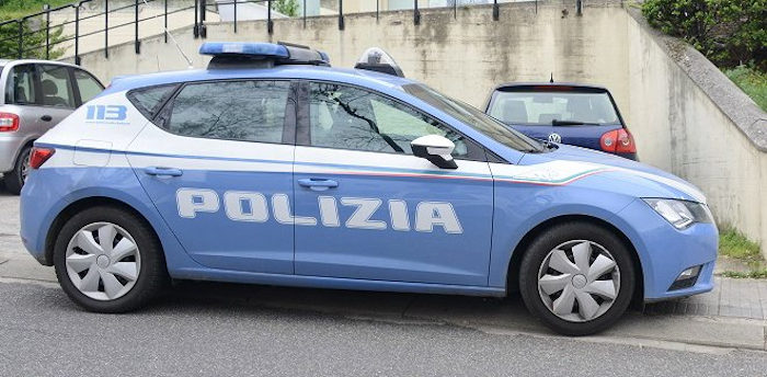 auto polizia_3