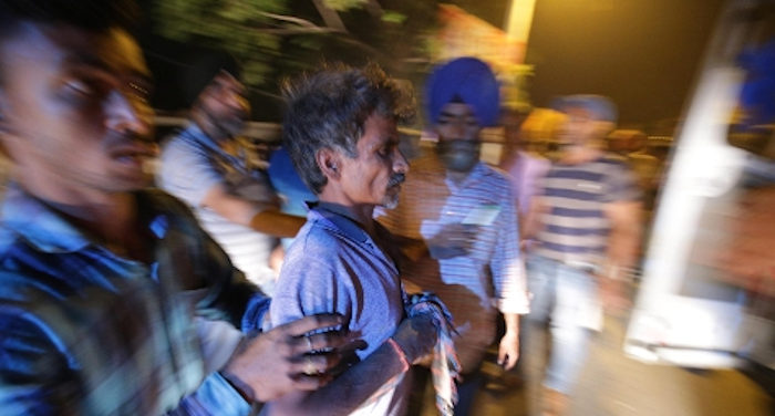 India_ad un festa liquore al metanole fa 39 morti