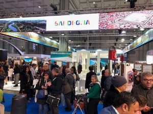 VISITATORI ALLO STAND DELLA SARDEGNA ALLA BIT