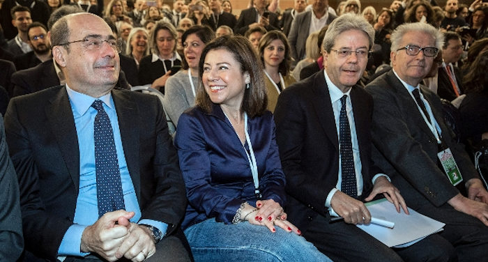Nella foto i nuovi vertici del pd