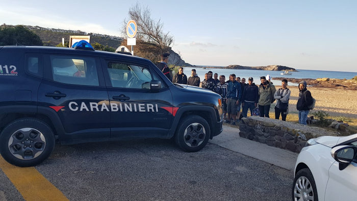 Algerini clandestini fermati dopo sbarco 2