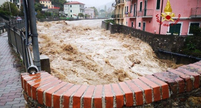 Il maltempo l'Italia in ginocchio