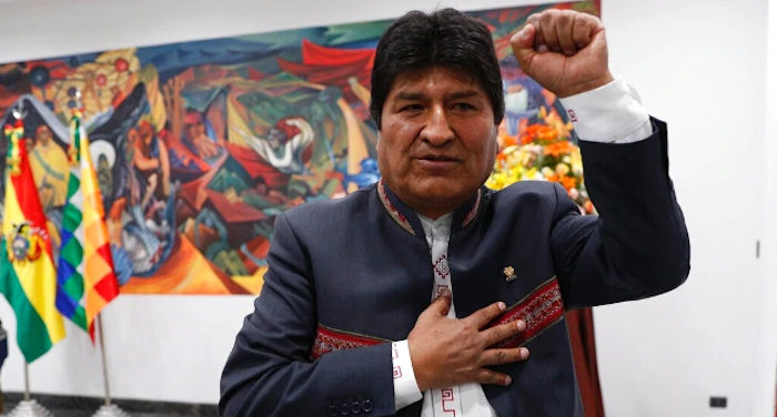 Il presidente Boliviano si arrende al popolo e indaca la data di nuove elezioni