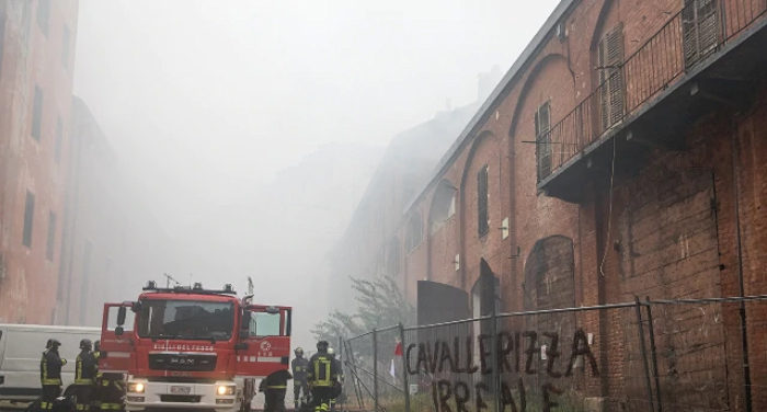Sgombero in corso alla Cavallerizza Reale di Torino