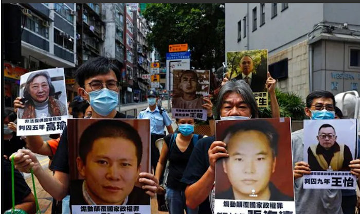 La dittature cinese impone lo stato di Polizia a Hong Kong