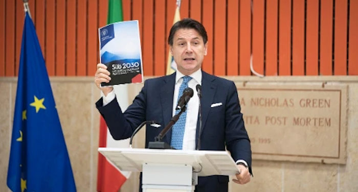 Conte da il via al nuovo piano di rinascista del Sud