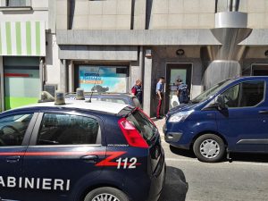 chiuso ad alghero centro massaggi dai carbinieri per prostituzione2