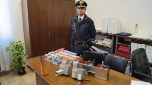 carabinieri compagnia carbonia con sigarette rubate