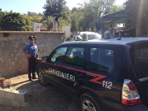 carabinieri sul luogo del delitto a santa maria navarrese