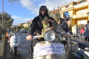 la befana arriva in lambretta 2